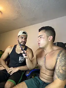 Snapshot of LucasJewely chatting on October 4, 2025, 11:14 pm LucasJewely online show from October 4, 2025, 11:14 pm