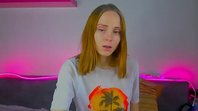 Snapshot of Gina_lovelyy chatting on October 10, 2025, 11:09 am Gina lovelyy online show from October 10, 2025, 11:09 am