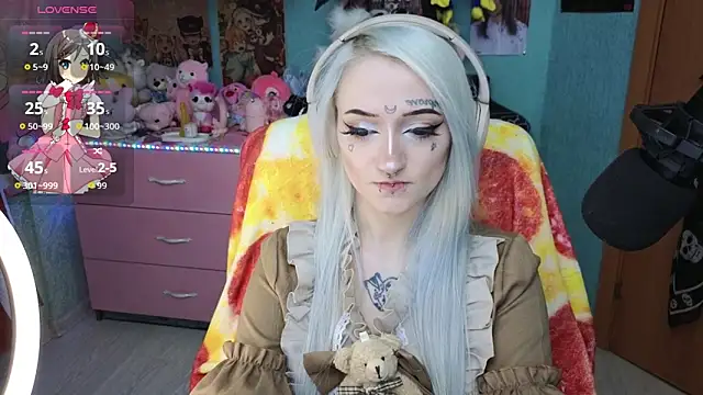 Manuela unicorn online show from April 27, 2026, 9:13 pm