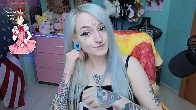 Manuela unicorn online show from May 7, 2026, 8:14 pm
