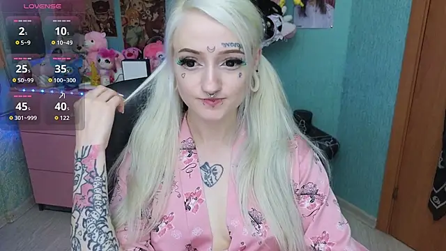Manuela unicorn online show from June 17, 2026, 9:05 pm