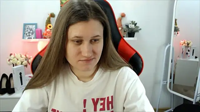 Snapshot of Lucky_Lana chatting on January 19, 2026, 3:21 am Lucky Lana online show from January 19, 2026, 3:21 am