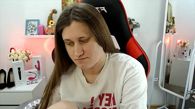 Snapshot of Lucky_Lana chatting on March 2, 2026, 7:15 am Lucky Lana online show from March 2, 2026, 7:15 am