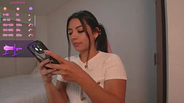 Snapshot of ariana_bae_ chatting on February 27, 2026, 11:27 pm ariana bae online show from February 27, 2026, 11:27 pm