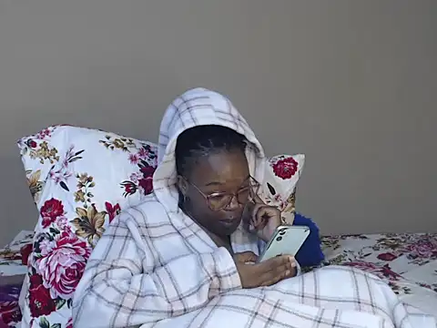 YummyMelanin117 online show from March 20, 2026, 12:15 am