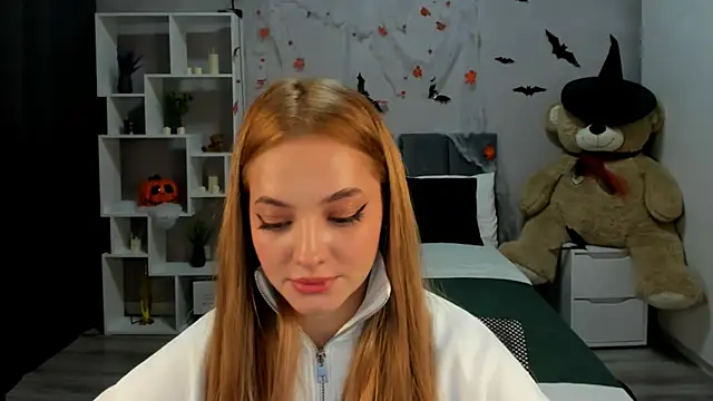 Snapshot of MelanieAlves chatting on November 4, 2025, 6:40 pm MelanieAlves online show from November 4, 2025, 6:40 pm