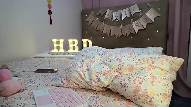 sofia8428 online show from April 23, 2026, 10:56 pm