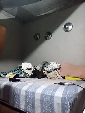 Snapshot of Tiococo420 chatting on November 7, 2025, 8:03 am Tiococo420 online show from November 7, 2025, 8:03 am