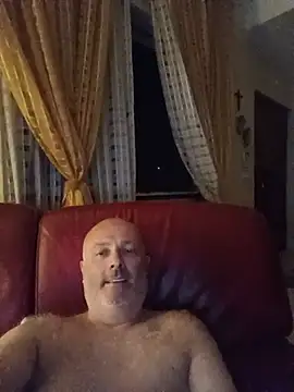 Alexis Bull online show from June 28, 2026, 11:00 pm