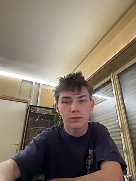 colar55x online show from March 19, 2025, 12:04 am