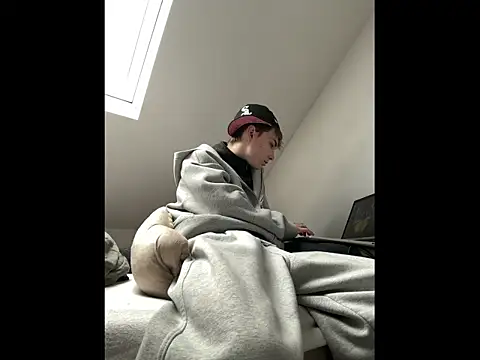 colar55x online show from February 23, 2026, 2:36 pm