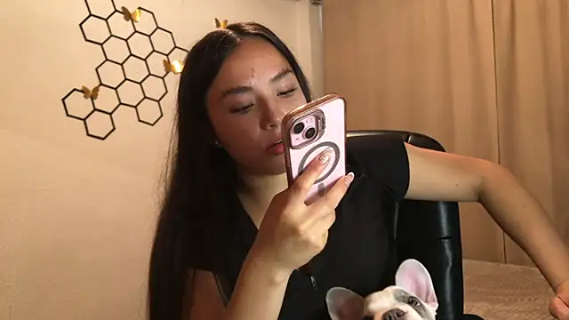 Snapshot of amelia_hall chatting on October 4, 2025, 6:06 pm amelia hall online show from October 4, 2025, 6:06 pm