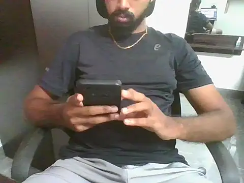 Snapshot of lovelyakash69 chatting on October 3, 2025, 4:09 am lovelyakash69 online show from October 3, 2025, 4:09 am