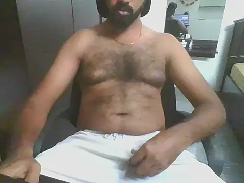 lovelyakash69 online show from February 16, 2026, 3:52 pm