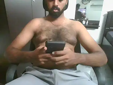 lovelyakash69 online show from February 20, 2026, 4:51 pm