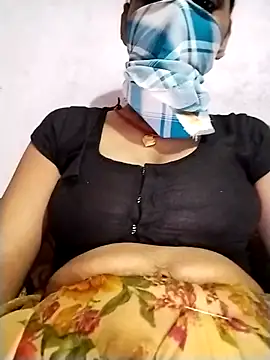 Soniy-Maax online show from April 18, 2026, 4:11 pm