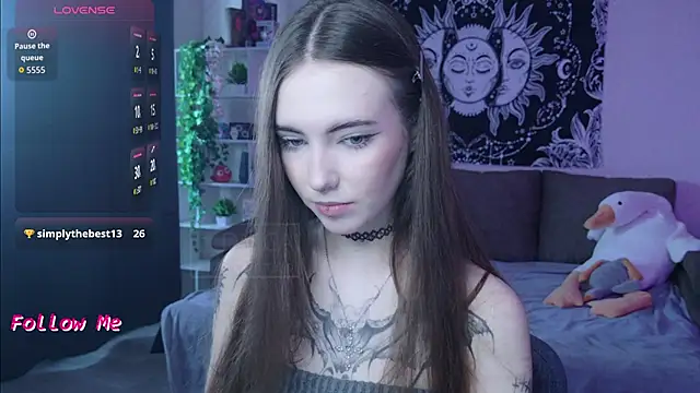 naugghtynikki online show from October 23, 2025, 5:29 am