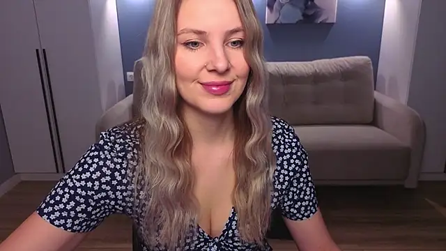 MelanieBennett online show from March 10, 2026, 6:18 am