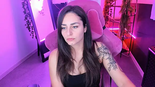 Snapshot of ValeriiMills chatting on October 3, 2025, 4:15 pm ValeriiMills online show from October 3, 2025, 4:15 pm