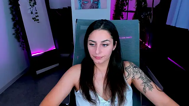 Snapshot of ValeriiMills chatting on October 22, 2025, 2:28 pm ValeriiMills online show from October 22, 2025, 2:28 pm