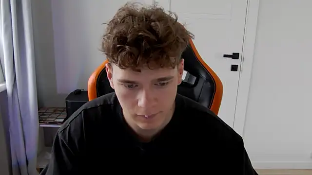 DanyDavis online show from March 2, 2026, 8:43 am