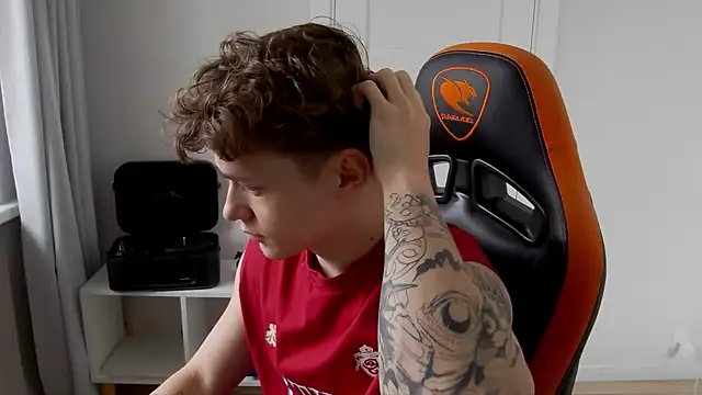 DanyDavis online show from March 21, 2026, 7:35 am