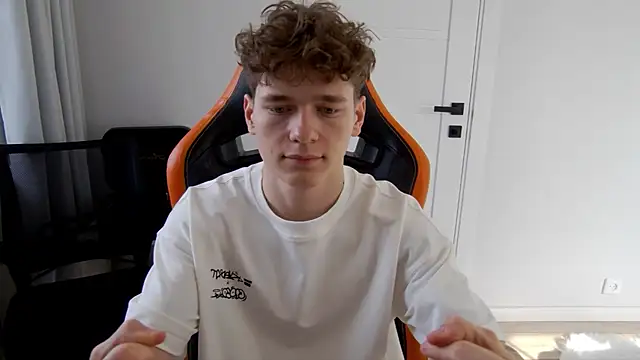 DanyDavis online show from March 27, 2026, 8:20 am