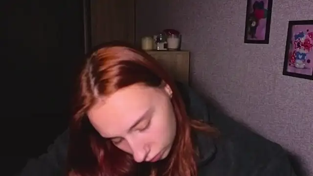 Snapshot of kristi_ginger chatting on November 16, 2025, 10:04 pm kristi ginger online show from November 16, 2025, 10:04 pm