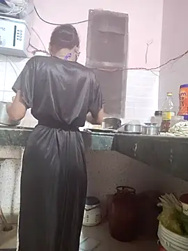 Desi Bhabi 01 online show from February 21, 2026, 6:36 am