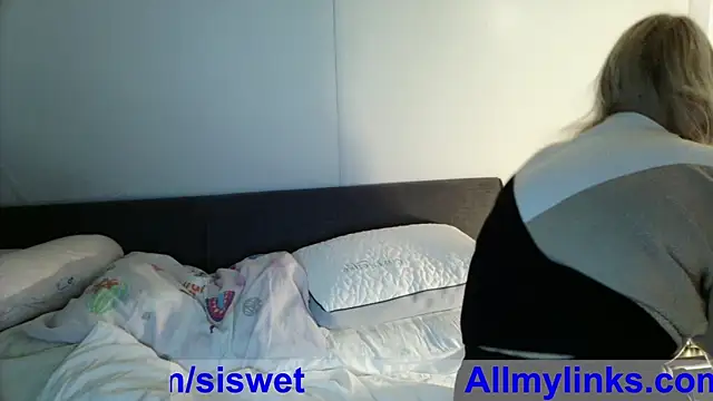 siswett online show from December 5, 2025, 1:09 pm