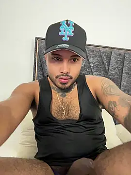 Snapshot of PapiStan chatting on November 9, 2025, 5:50 am PapiStan online show from November 9, 2025, 5:50 am