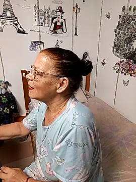 katrina perez online show from February 1, 2026, 10:14 am