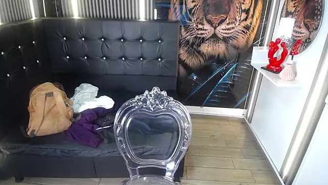 Snapshot of Cerecitaa02_ chatting on November 17, 2025, 2:56 pm Cerecitaa02 online show from November 17, 2025, 2:56 pm