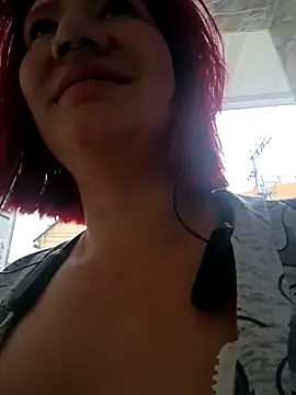 Snapshot of Cerecitaa02_ chatting on February 12, 2026, 11:49 am Cerecitaa02 online show from February 12, 2026, 11:49 am