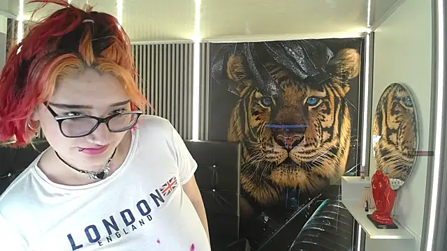Cerecitaa02  online show from May 28, 2026, 11:29 am