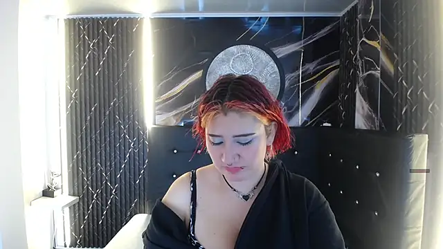 Cerecitaa02  online show from May 28, 2026, 11:35 pm