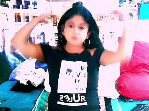 IndianPleasurez1 online show from November 17, 2025, 5:35 am