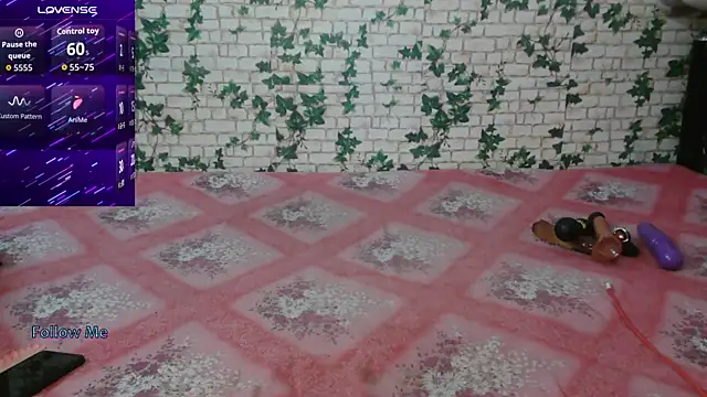 Snapshot of Trishna_love chatting on September 23, 2025, 3:31 am Trishna love online show from September 23, 2025, 3:31 am