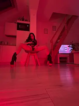 MoonlitLust online show from March 17, 2026, 8:23 pm