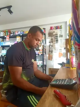 Snapshot of elnegro707070 chatting on October 1, 2025, 11:16 am elnegro707070 online show from October 1, 2025, 11:16 am