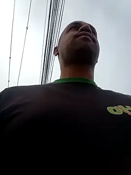 Snapshot of elnegro707070 chatting on November 11, 2025, 10:48 am elnegro707070 online show from November 11, 2025, 10:48 am