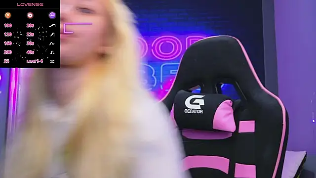 AlessiaCroft online show from March 24, 2026, 3:55 am