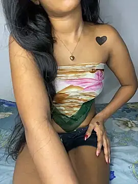 selena mia online show from March 15, 2026, 7:53 pm