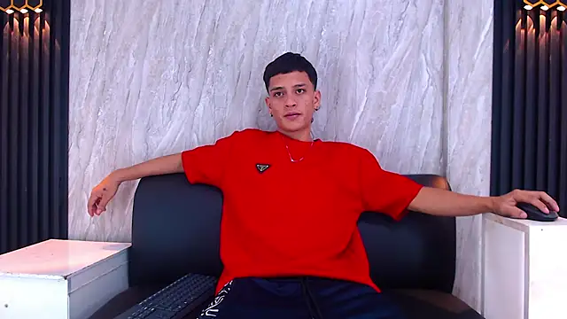 Snapshot of Matt_Ruso chatting on September 13, 2025, 7:13 pm Matt Ruso online show from September 13, 2025, 7:13 pm