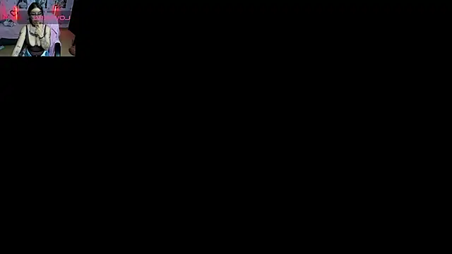 Medussa katt online show from May 7, 2026, 10:48 pm