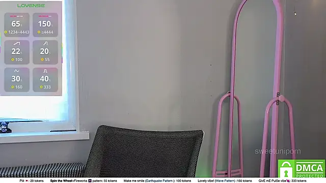 Snapshot of sweetuniporn chatting on September 25, 2025, 10:19 am sweetuniporn online show from September 25, 2025, 10:19 am