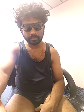 UrbanUtopia online show from April 15, 2026, 7:58 pm