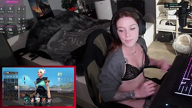 Snapshot of Horny_Makima chatting on October 8, 2025, 10:13 am Horny Makima online show from October 8, 2025, 10:13 am