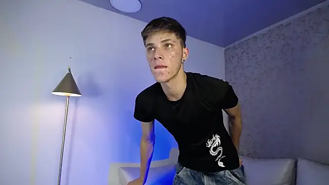 Snapshot of Robbin_Blaze chatting on September 19, 2025, 9:15 pm Robbin Blaze online show from September 19, 2025, 9:15 pm