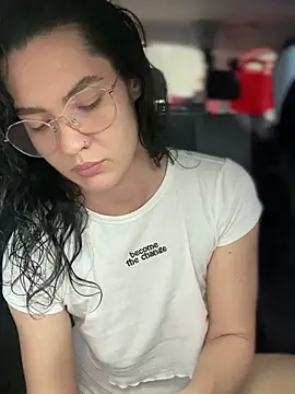 MeekyRich online show from September 25, 2025, 3:10 am